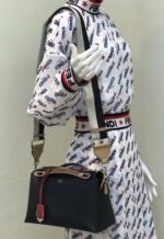 BY THE WAY - Image 8