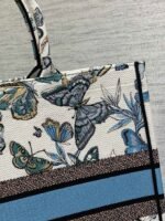 Dior Large Book Tote Bag Replica in White and Blue Toile de Jouy Mexico Embroidery - Image 3