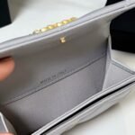 Chanel 19 flap card holder - Image 6