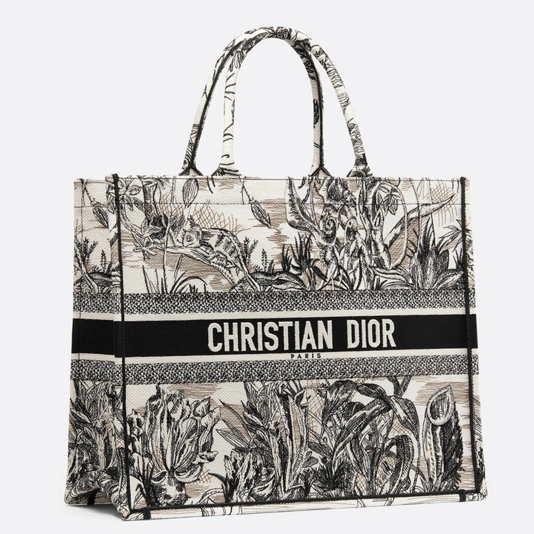 4ADE6025-C4D0-7796-1A3E-3D1E58384E81.jpg Dior Large Book Tote Bag Fake in Toile de Jouy Carnivora Motif - Image 1