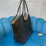 Lvy Leather bag - Image 9