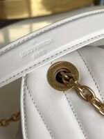 LV NEW WAVE CHAIN BAG - Image 6
