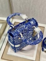 Dior Lady D-Lite Medium Bag Fake in Fluorescent Blue Toile de Jouy Reverse Embroidery - Image 4