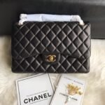 CHANEL LARGE CLASSIC HANDBAG(High-end grade)