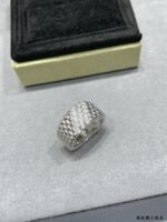 Van Cleef & Arpels VCA Ring - Image 7