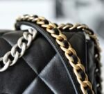 Classic flap bag - Image 9