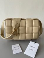 Top Quality Knockoff Bottega Veneta Padded Cassette Bag In Porridge - Image 7