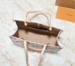 X TM Monogram Cherry Canvas Onthego MM In White Style 1 - Image 3