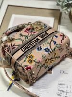 Dior Lady D-Lite Medium Bag Fake in Beige Raffia Embroidered with Dior Petites Fleurs - Image 7
