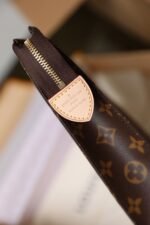 POUCH 26 - Image 5