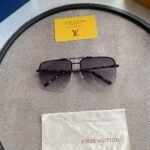 LV GOLD AVIATOR SUNGLASSES