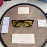 Gucci classic sunglasses
