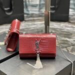 KATE SMALL CHAIN BAG IN GRAIN DE POUDRE EMBOSSED LEATHER