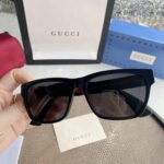 Gucci classic sunglasses - Image 7