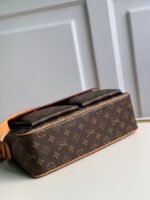 Louis Vuitton Vintage Monogram Canvas Large Shoulder Bag - Image 4