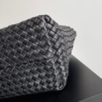 Top Quality Replica Bottega Veneta Cabat Medium Bag In Black Intrecciato Lambskin - Image 5