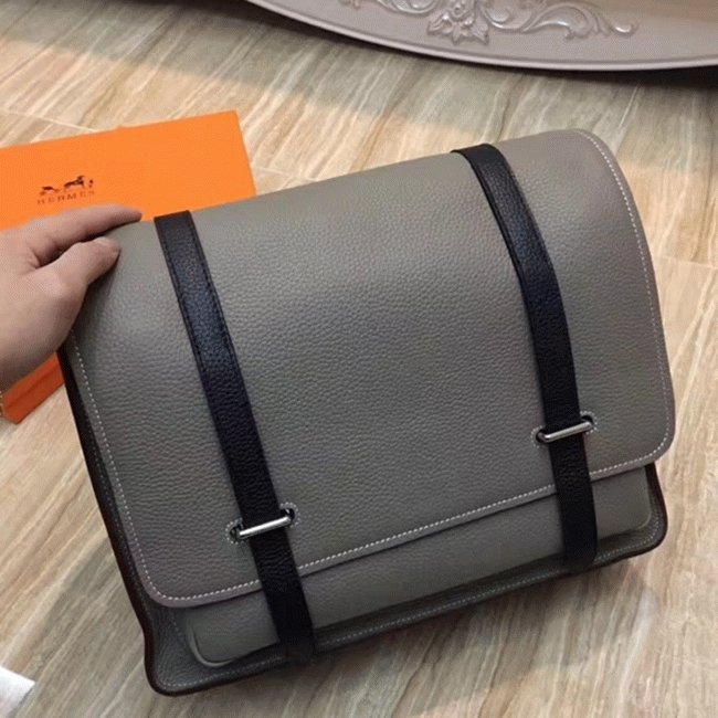 554BA5D7-3F72-9D7B-5DD6-0DBE1E43FFD7.jpg Grey Bicolor Imitation Hermes Steve Messenger Bag - Image 1