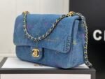 CHANEL FLAP BAG - Image 2