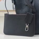 Louis Vuitton Mahina Leather Hina PM - Image 6