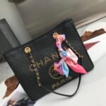 CHANEL TOTE - Image 2