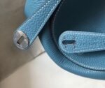 Replica Hermes Lindy 26cm bag in blue jean fabric - Image 6