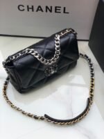 Chanel 19 small - Image 3