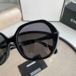 Round Sunglasses - Image 5