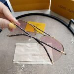 LOUIS VUITTON CLOCKWISE CANVAS SUNGLASSES - Image 6