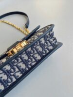 Dior 30 Montaigne East-West Bag with Chain Knockoff in Blue Oblique Jacquard - Image 6