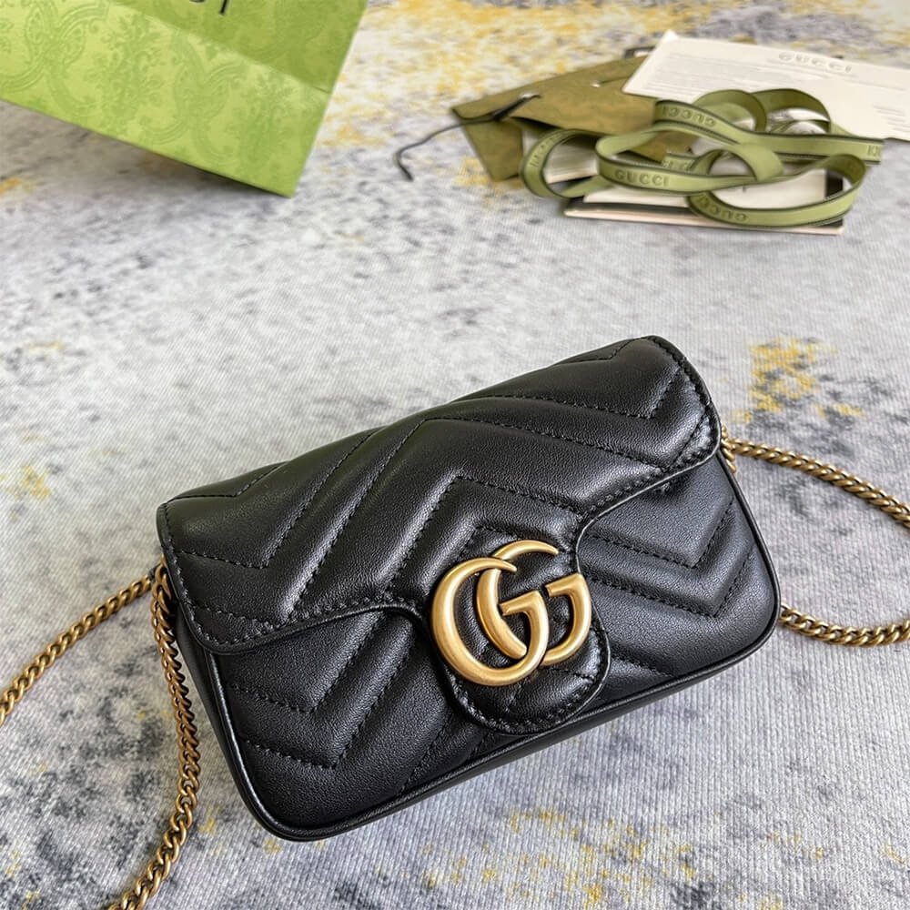 5998BE77-EA45-664B-9C6A-57EA6CD39829.jpg GG Marmont matelasse leather super mini bag - Image 1
