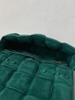Top Quality Fake Bottega Veneta Chain Cassette Bag In Green - Image 3
