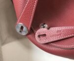 Knockoff Hermes Lindy 26cm handbag in bordeaux - Image 4
