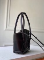 Top Quality Replica Bottega Veneta Arco Mini Bag In Black - Image 3