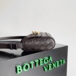 Fake Bottega Veneta Mini Andiamo Cross-Body Bag Barolo - Image 8