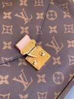 LV TOTE bag - Image 5