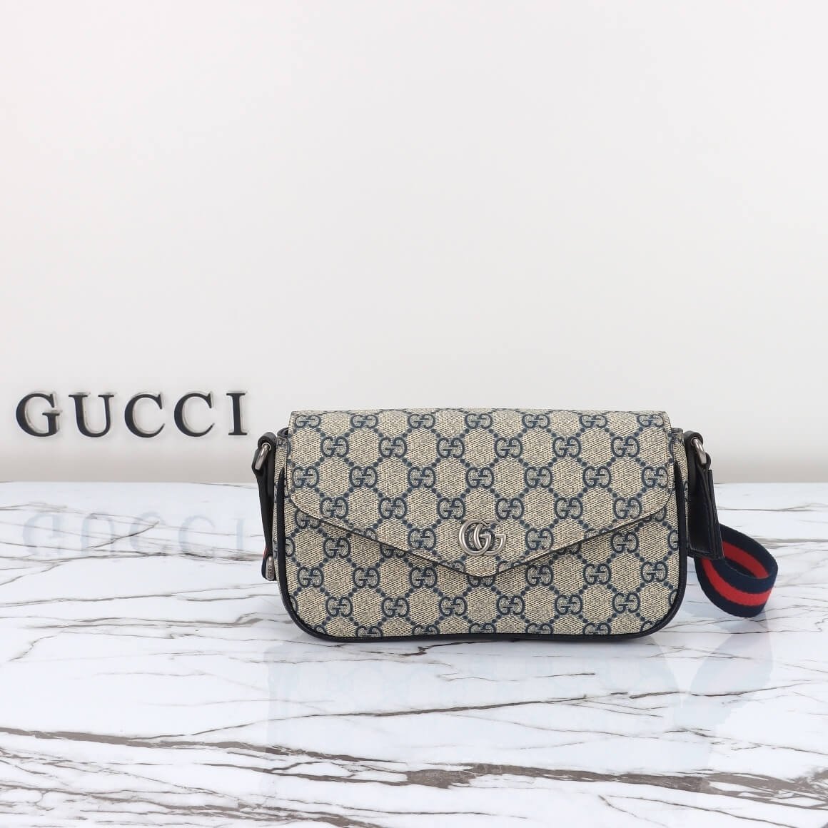 630FCCF5-B2CA-A967-3928-A6A51F83B430.jpg GG OPHIDIA MINI BAG - Image 1