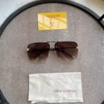 LV GOLD AVIATOR SUNGLASSES