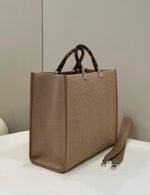 Fendi Sunshine tote - Image 9