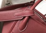 Knockoff Hermes Lindy 26cm handbag in bordeaux - Image 5