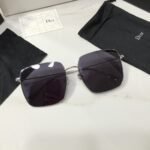 Stellaire Square Sunglasses - Image 8