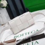 Replica Bottega Veneta Cassette Belt Bag White - Image 2