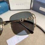 GUCCI GG0724S 001 WITH DETACHABLE JEWELLERY CHARMS - Image 4