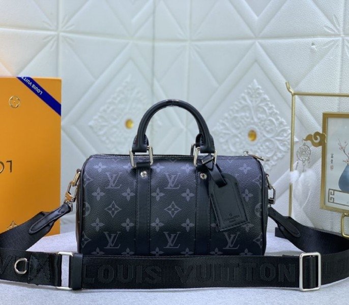 6C4D5EDC-7392-C4FB-9E57-14CA2CEB87B0.jpg Louis Vuitton Monogram Eclipse Canvas Keepall Bandouliere 25 Travel Bag - Image 1