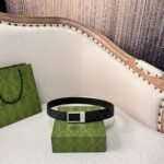 GG belt with silver buckle