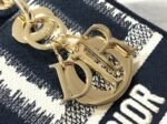 Dior Lady D-Lite Medium Bag Imitation in Blue D-Stripes Embroidery - Image 4