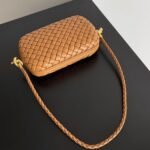 Replica Bottega Veneta Knot Minaudiere On Strap Camel Intreccio Lambskin - Image 10