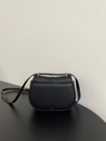 Top Quality Replica Fendi C’mon Small Bag in Black - Image 10