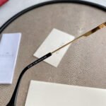 GUCCI SUNGLASSES - Image 3