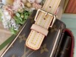 LOUIS VUITTON Viva Cite Monogram Shoulder Bag - Image 4