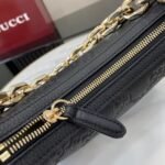 GG Emblem small shoulder bag - Image 5